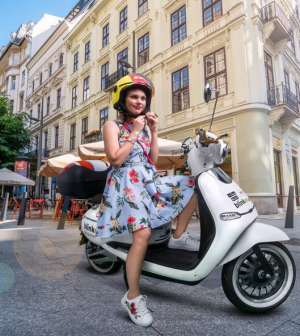 Meglepetést rejtenek a blinkee robogók az Eb-döntő napján