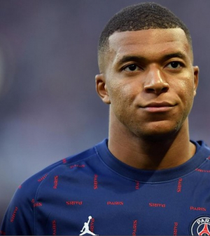 Mbappé nyerte az Év futballistája díjat a Globe Soccer Awardson